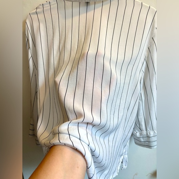 H&M White and Black Button Down Shirt - Picture 9 of 11